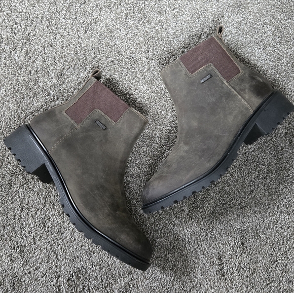 Rockport Women's Ryleigh Gore Chelsea Waterproof Boot LIKE NEW size 10 - Picture 3 of 13